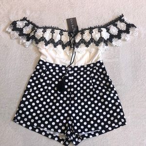 🖤SMALL ROMPER, NEVER WORN🖤